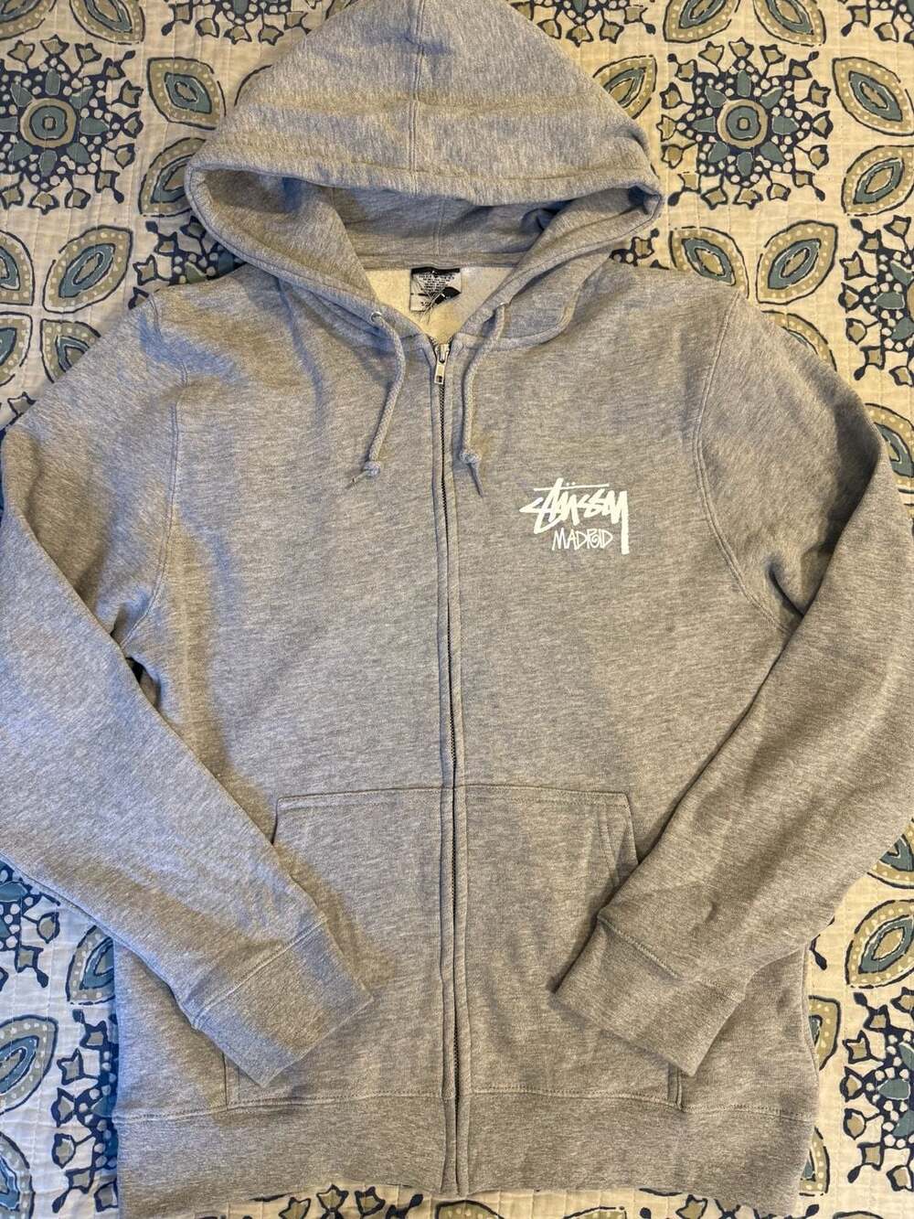 Stussy Madrid Chapter Logo Zip Up Hoodie Grey Size M